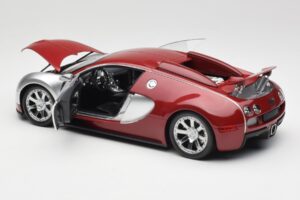 Bugatti Veyron Edition Centenaire Chrome Red Minichamps 1:18 100110851-O Metall — Bild 5 von 8
