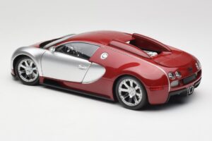 Bugatti Veyron Edition Centenaire Chrome Red Minichamps 1:18 100110851-O Metall — Bild 7 von 8