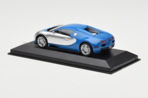 Bugatti Veyron Centenaire Blau Metallic Silber Minichamps 1:43 400110850 Metall — Bild 3 von 4