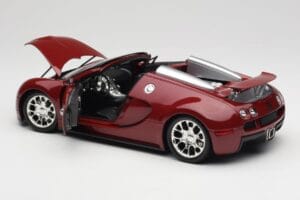 Bugatti Veyron Grand Sport Rot Minichamps 1:18 100110832 Metall — Bild 6 von 9