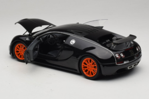 Bugatti Veyron Super Sport Black Metallic Minichamps 1:18 100110842 Metall — Bild 5 von 8