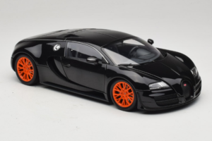 Bugatti Veyron Super Sport Black Metallic Minichamps 1:18 100110842 Metall — Bild 6 von 8