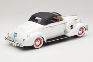 Buick Century Cabriolet Weiß Signature Models 1:18 18131 Metall — Bild 2 von 6