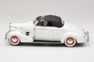 Buick Century Cabriolet Weiß Signature Models 1:18 18131 Metall — Bild 3 von 6