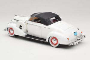 Buick Century Cabriolet Weiß Signature Models 1:18 18131 Metall — Bild 5 von 6