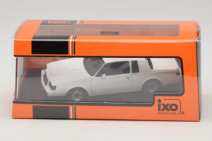 Buick Grand National Weiß IXO 1:43 CLC576N Metall — Bild 4 von 4