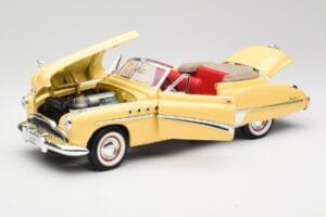 Buick Roadmaster Chrome Yellow Motormax 1:18 23124646-M17 Metall — Bild 2 von 8