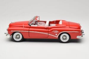 Buick Skylark Cabriolet Rot Motormax 1:18 73129 Metall — Bild 4 von 8