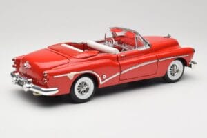 Buick Skylark Rot Motormax 1:18 411393-M1 Metall — Bild 3 von 8