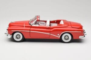 Buick Skylark Rot Motormax 1:18 411393-M1 Metall — Bild 4 von 8