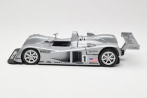 Cadillac Northstar LMP #1 24 Hours of Le Mans 2000 Hot Wheels 1:18 29225 Metall — Bild 4 von 8