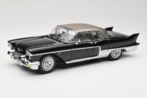 Cadillac Brougham Schwarz Sun Star 1:18 4001 Metall