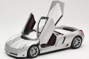 Cadillac Cien Silber Hot Wheels 1:18 57296 Metall — Bild 2 von 8