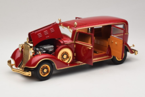 Cadillac Deluxe Tudor Staatslimousine Puyi Letzter Kaiser von China Sun Star 1:18 4100 Metall — Bild 2 von 9