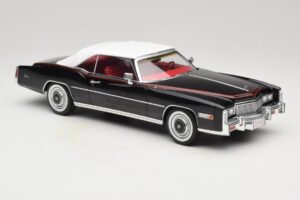 Cadillac Eldorado Cabriolet Schwarz MCG 1:18 MCG18473 Metall — Bild 6 von 8