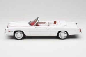 Cadillac Eldorado Cabriolet Weiß MCG 1:18 MCG18474 Metall — Bild 3 von 7