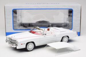 Cadillac Eldorado Cabriolet Weiß MCG 1:18 MCG18474 Metall — Bild 7 von 7
