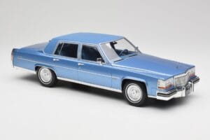 Cadillac Fleetwood Brougham Blau Metallic MCG 1:18 MCG18252 Metall — Bild 4 von 6