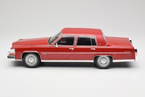 Cadillac Fleetwood Brougham Dunkelrot Metallic MCG 1:18 MCG18251 Metall — Bild 5 von 6