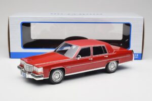 Cadillac Fleetwood Brougham Dunkelrot Metallic MCG 1:18 MCG18251 Metall — Bild 6 von 6