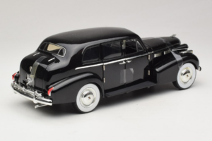 Cadillac Fleetwood Series 75 The Godfather Jada 1:18 91199 Metall — Bild 2 von 6