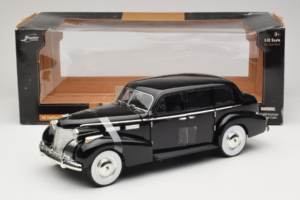 Cadillac Fleetwood Series 75 The Godfather Jada 1:18 91199 Metall — Bild 6 von 6
