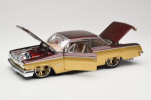 Chevrolet Bel Air Gold & Braun Maisto 1:18 31064 Metall — Bild 2 von 8