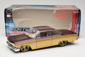 Chevrolet Bel Air Gold & Braun Maisto 1:18 31064 Metall — Bild 8 von 8