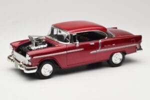 Chevrolet Bel Air Rot Motormax 1:18 73100TC-M1 Metall