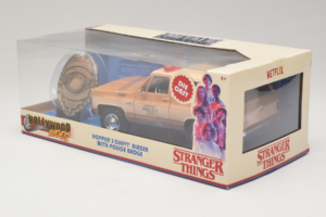 Chevrolet Blazer K5 Polizei Stranger Things Metals Diecast 1:24 31111-24 Metall — Bild 3 von 3