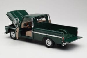 Chevrolet C-10 Grün Sun Star 1:18 1360 Metall — Bild 5 von 8
