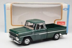 Chevrolet C-10 Grün Sun Star 1:18 1360 Metall — Bild 8 von 8