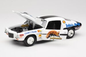 Chevrolet Camaro Baldwin-Motion ERTL 1:18 33675 Metall — Bild 2 von 8