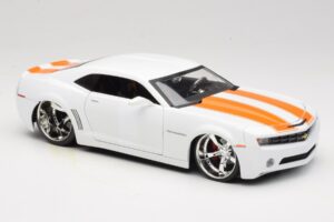 Chevrolet Camaro Concept Tuned Weiß Jada 1:18 63014 Metall — Bild 6 von 8