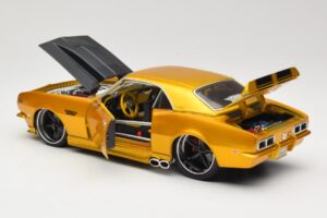 Chevrolet Camaro Z/28 Gold Maisto 1:18 31066 Metall — Bild 5 von 8