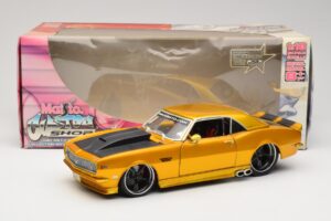 Chevrolet Camaro Z/28 Gold Maisto 1:18 31066 Metall — Bild 8 von 8