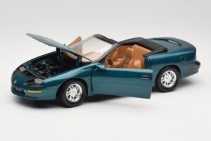 Chevrolet Camaro Z28 Cabriolet Grün American Muscle 1:18 7231D0 Metall — Bild 2 von 8