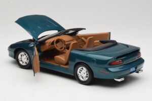 Chevrolet Camaro Z28 Cabriolet Grün American Muscle 1:18 7231D0 Metall — Bild 5 von 8