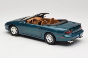 Chevrolet Camaro Z28 Cabriolet Grün American Muscle 1:18 7231D0 Metall — Bild 7 von 8