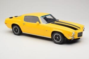 Chevrolet Camaro Z28 RS Daytona Yellow Otto 1:12 G085 Resin — Bild 4 von 6