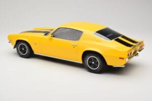 Chevrolet Camaro Z28 RS Daytona Yellow Otto 1:12 G085 Resin — Bild 5 von 6