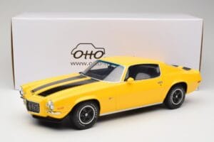 Chevrolet Camaro Z28 RS Daytona Yellow Otto 1:12 G085 Resin — Bild 6 von 6
