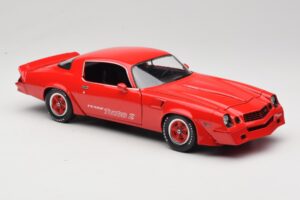 Chevrolet Camaro Z28 Yenko Turbo Z Rot GreenLight 1:18 12999 Metall — Bild 6 von 8