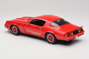 Chevrolet Camaro Z28 Yenko Turbo Z Rot GreenLight 1:18 12999 Metall — Bild 7 von 8