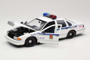 Chevrolet Caprice Kanada Polizei UT Models 1:18 21023 Metall — Bild 2 von 8
