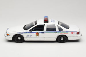 Chevrolet Caprice Kanada Polizei UT Models 1:18 21023 Metall — Bild 4 von 8