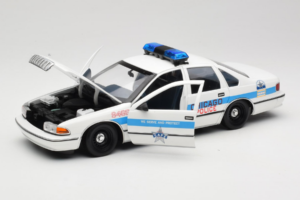Chevrolet Caprice Chicago Polizei UT Models 1:18 180142096 Metall — Bild 2 von 8