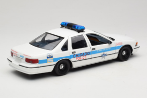 Chevrolet Caprice Chicago Polizei UT Models 1:18 180142096 Metall — Bild 3 von 8