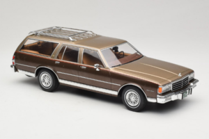 Chevrolet Caprice Estate Wagon Beige MCG 1:18 MCG18476 Metall — Bild 4 von 6