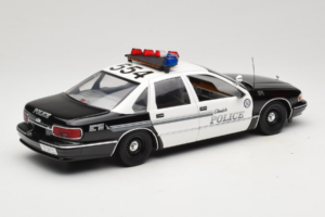 Chevrolet Caprice Glendale Polizei UT Models 1:18 21026 Metall — Bild 3 von 8